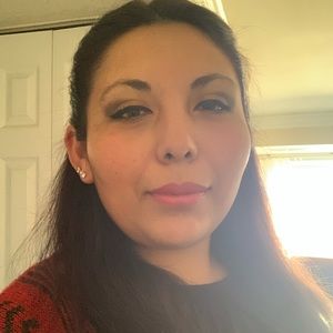 Meet your Posher, Veronica